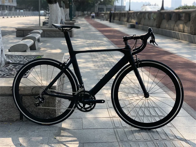 Carbon Fibre Road Bike Racing Hub Wheel 22 Speed 700C C-brake 11-28T Flywheel 50-34T Crankset 50mm Rim Hight Curved Handlebar