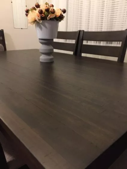 DINING ROOM TABLE SET WITH 6 UPHOLSTERED CHAIRS